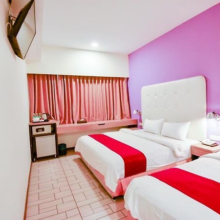 Lumut Suites Экстерьер фото