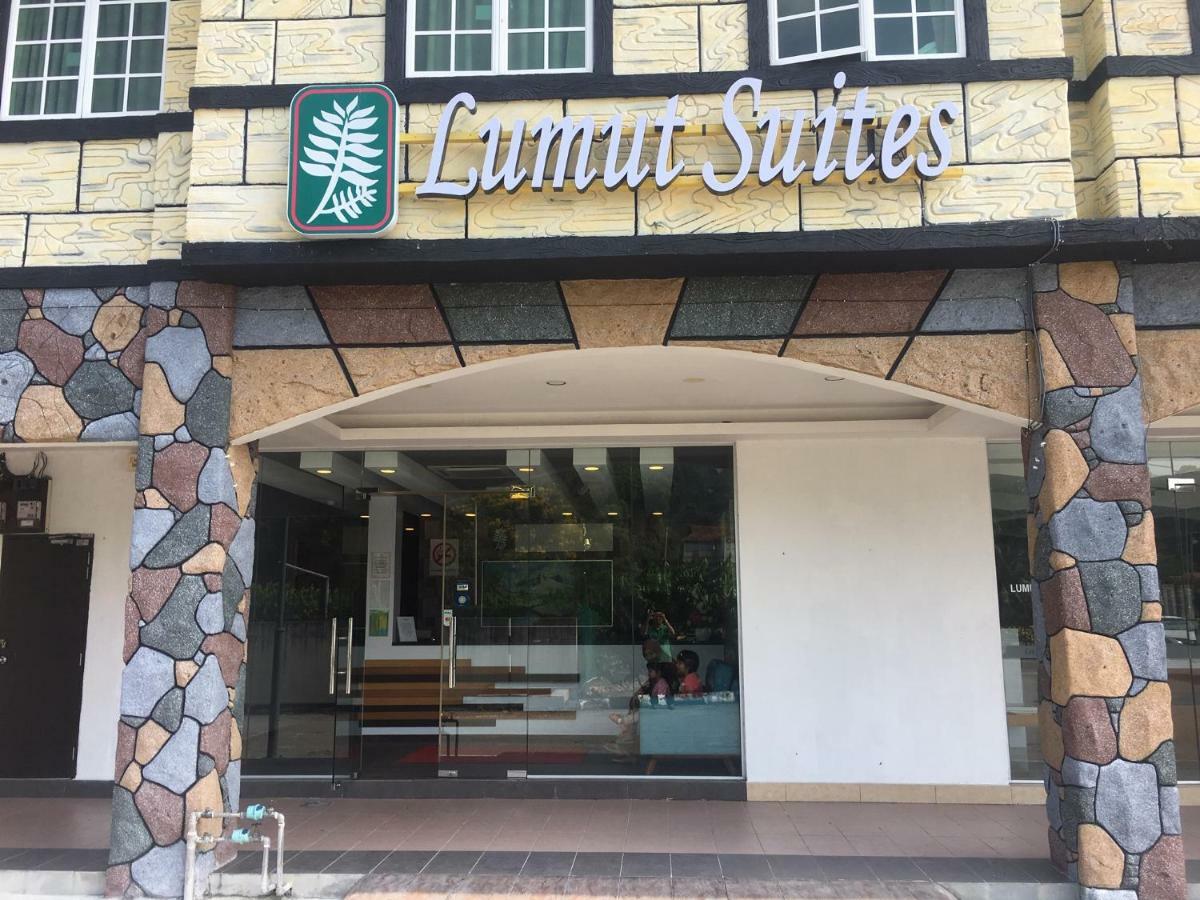 Lumut Suites Экстерьер фото