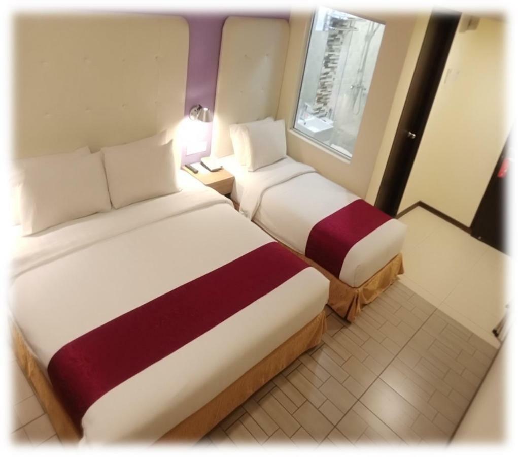 Lumut Suites Экстерьер фото
