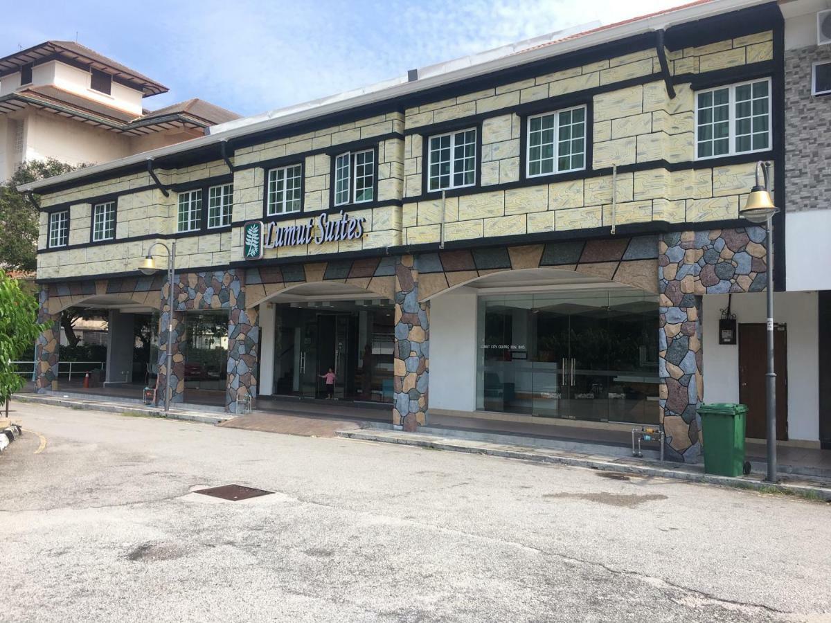 Lumut Suites Экстерьер фото